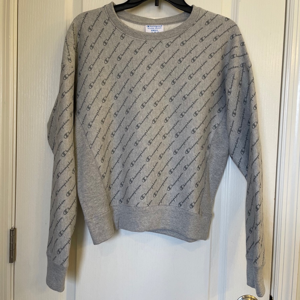 Champion Woman’s Reverse Weave Sweatshirt Sz Small